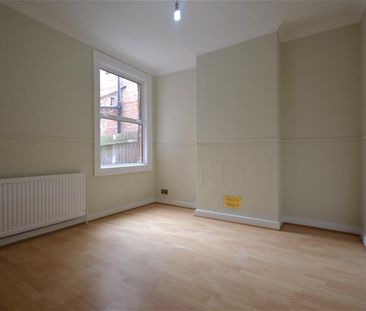 Winns Avenue, Walthamstow, London - Photo 5