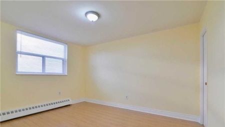 For Lease - 3577 Derry Road Unit# 910, Mississauga, Ontario - Photo 5