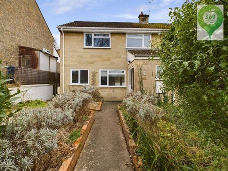 3 bedroom semi-detached house to rent - Photo 2