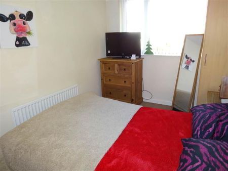 2 Orchard House, Mark Street, Newtownards, BT23 4WS - Photo 4