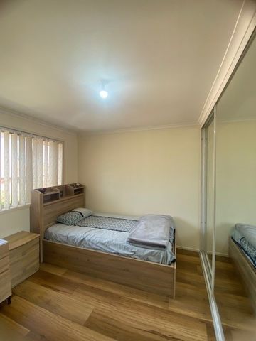 4 Tristania Grove, Greenacre NSW 2190 - Photo 4