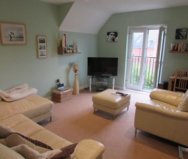 2 bedroom flat to rent - Photo 2