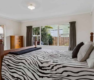 Charming Mt Wellington 3BR Home - Photo 1