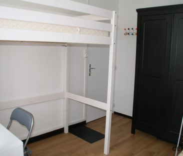 Location Appartement 1 pièce 10m² VILLENEUVE D ASCQ 59650 - Photo 2