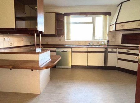 3 bedroom bungalow to rent - Photo 4