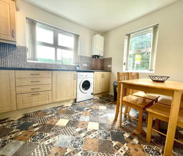 2 Hazeldene Court, Lisburn, BT28 1FP - Photo 6