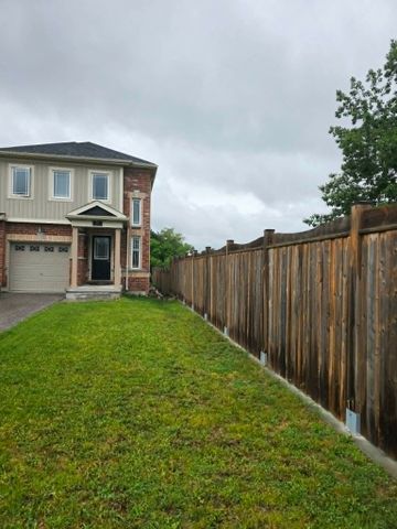 For Lease - 21 Franks Way, Barrie, Ontario - Photo 2
