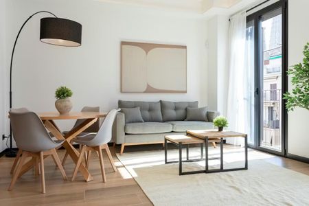 Carrer del Rosselló, Barcelona, Catalonia 08025 - Foto 2