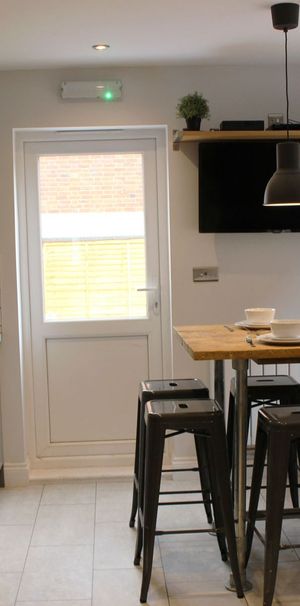 Vastern Road - Photo 1
