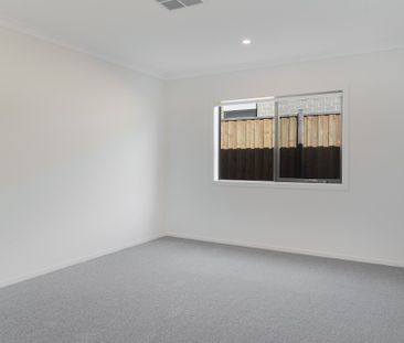 Thinking of selling? Contact our agent - Photo 1