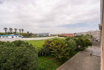 4 Bedroom Apartment with parking, Alto da Barra, Oeiras