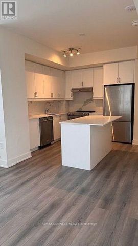 #805 - 9000 Jane Street – Vaughan, Ontario - Photo 5