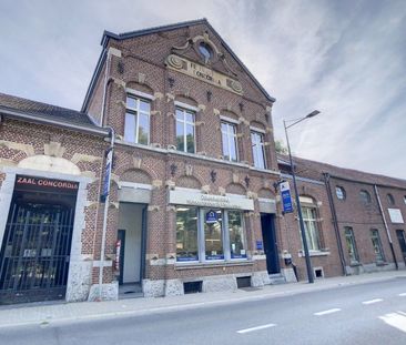 Goed gelegen appartement met 2 slaapkamers, terras en autostaanplaa... - Photo 6