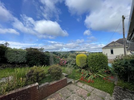 Higher Fortescue, Sidmouth, Devon, EX10 - Photo 2