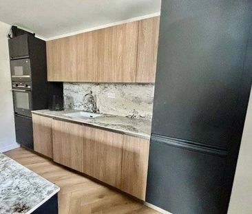 NICE OUEST - MAISON 3 PIECES MEUBLE- PARKINGS - Photo 6