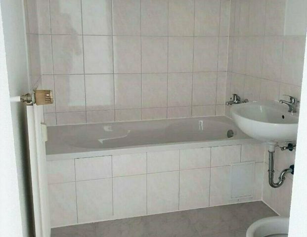 Helle 1,5-Zimmer Wohnung in Hofkamp 24, Wuppertal-Elberfeld! - Foto 1