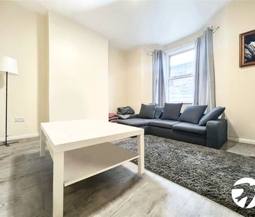 3 bedroom property to rent - Photo 1
