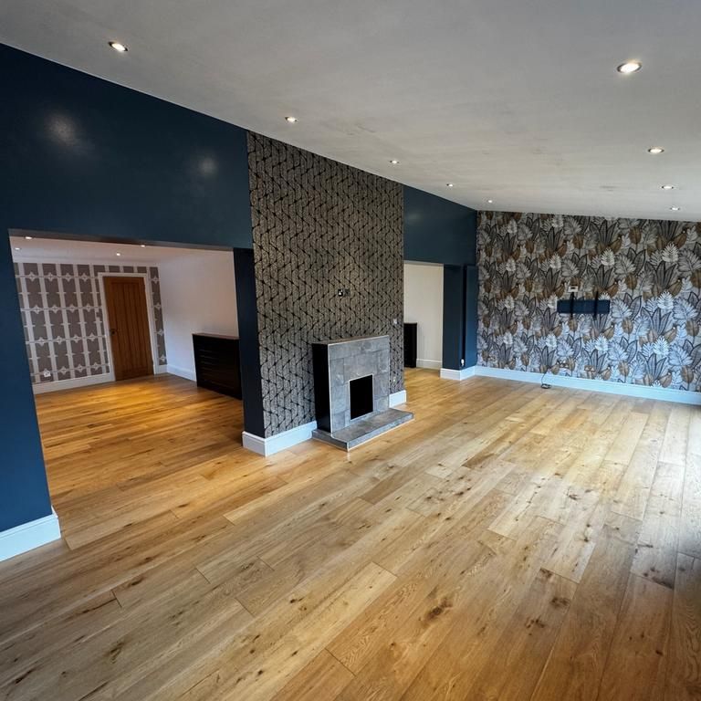 4 bedroom detached house to rent - Photo 1