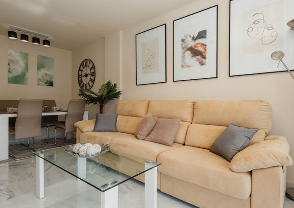 Apartment, with indoor pool, jacuzzi, sauna and gym, in Benahavis