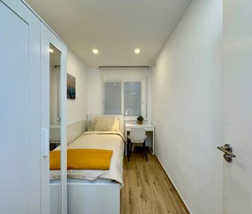 Carrer de Lorena, Barcelona, Catalonia 08042 - Photo 6