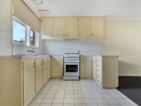 Great Location - Photo 5