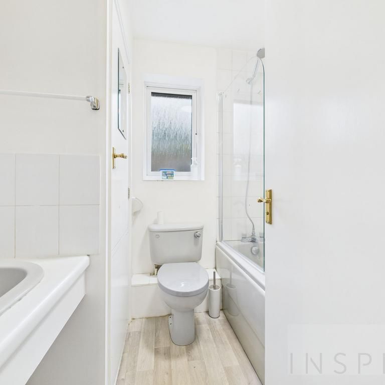 1 bedroom end of terrace house to rent - Photo 1