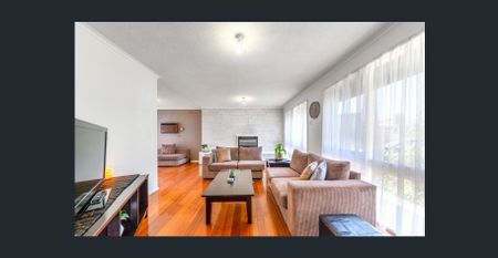 Spacious Four-Bedroom Family Home with Multiple Living Areas! - Photo 2