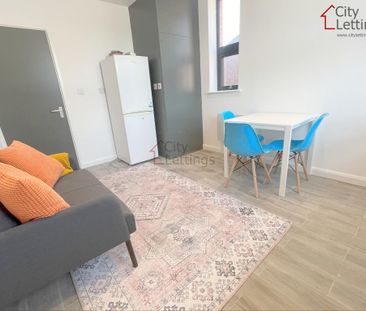 2 bedroom flat to rent - Photo 6