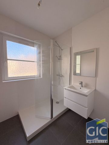 Location Appartement 4 pièces 95m² - Photo 4