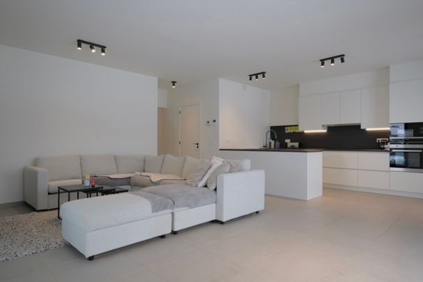 Luxueus appartement met uniek zicht over het Donkmeer - Photo 1