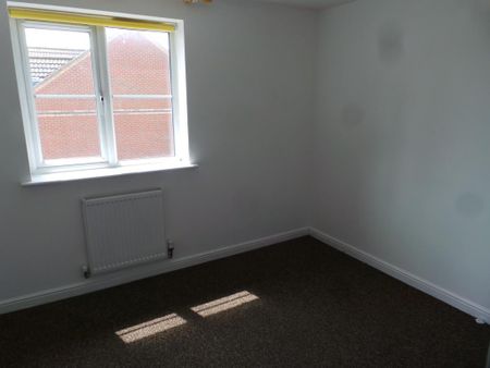 2 bedroom semi-detached house to rent - Photo 2