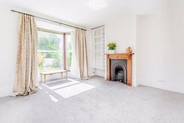 2 bedroom townhouse to rent - Photo 1