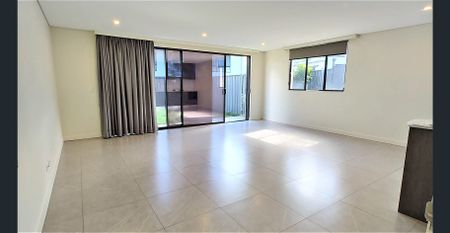 Large one bedroom Granny Flat for lease - Photo 2