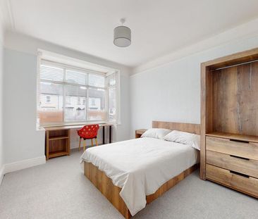 4 bedroom terraced house to rent - Photo 6
