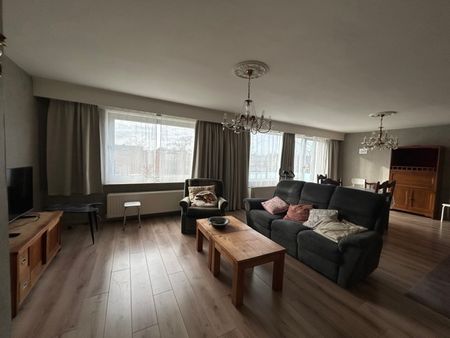 Appartement met 3 slaapkamers in het centrum - Photo 2