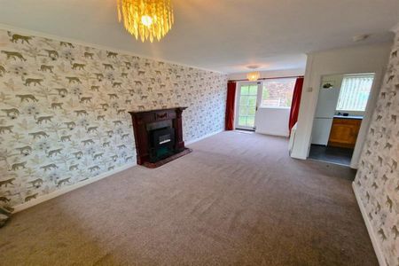3 Bedroom Detached Available Arranging tenancy - Photo 3