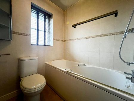 3 bedroom semi-detached house to rent - Photo 3