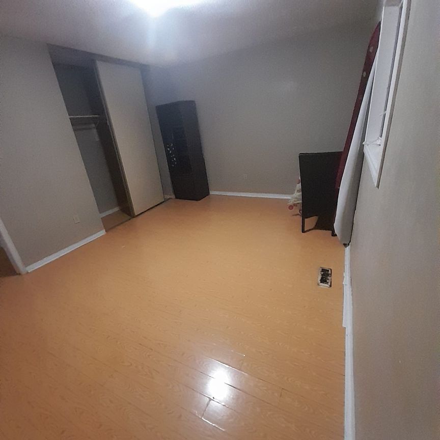 For Lease - 27 Cannon Crescent, Brampton, Ontario - Photo 1