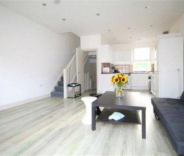 Whitehorse Lane, SE25, Property for rent - Photo 1
