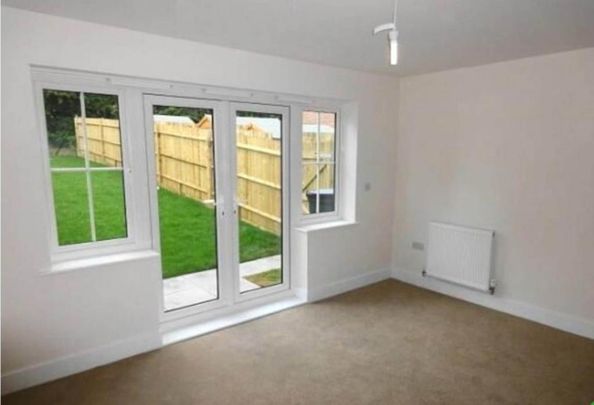 2 bedroom semi-detached house to rent - Photo 1