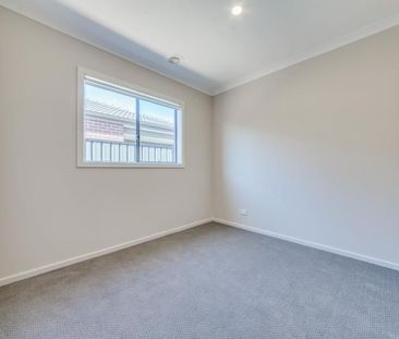 Low Maintenance Living! - Photo 3