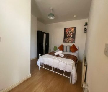 1 Bed Flat, Beeston, LS11 - Photo 6