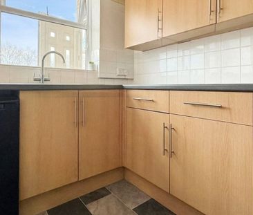 2 bedroom property to rent - Photo 4