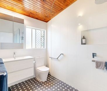 148 Moorindil Street, Tewantin - Photo 6