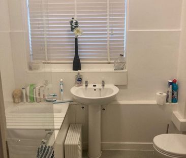 Room in a Shared Flat, London, W10 - Photo 5