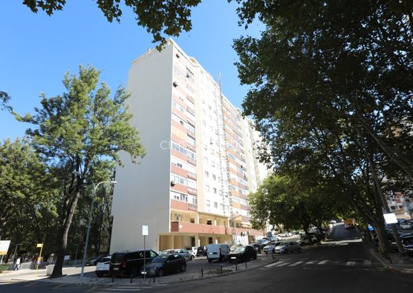 Apartamento T3 em Lisboa