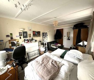 Quarry Hill, Falmouth, TR11 - Photo 1