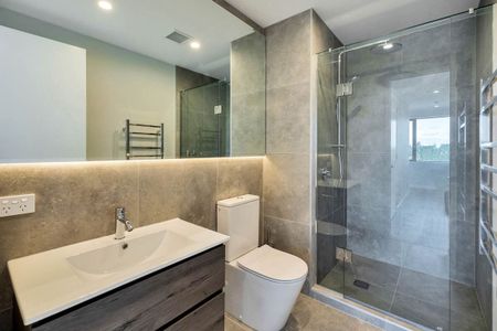 360 degree views in this outstanding penthouse! - Photo 3