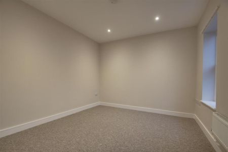 3 bedroom maisonette to rent - Photo 4