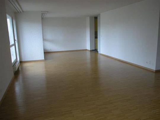"Ihre erste Wohnung in Ostermundigen?" - Photo 1
